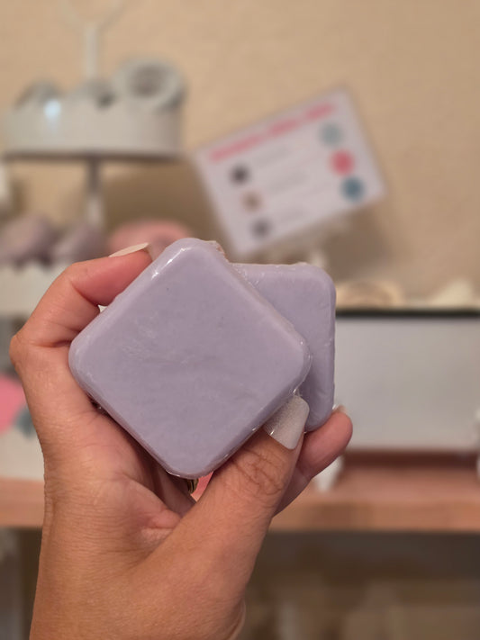 Whipped Vanilla + Amber Conditioner Bar