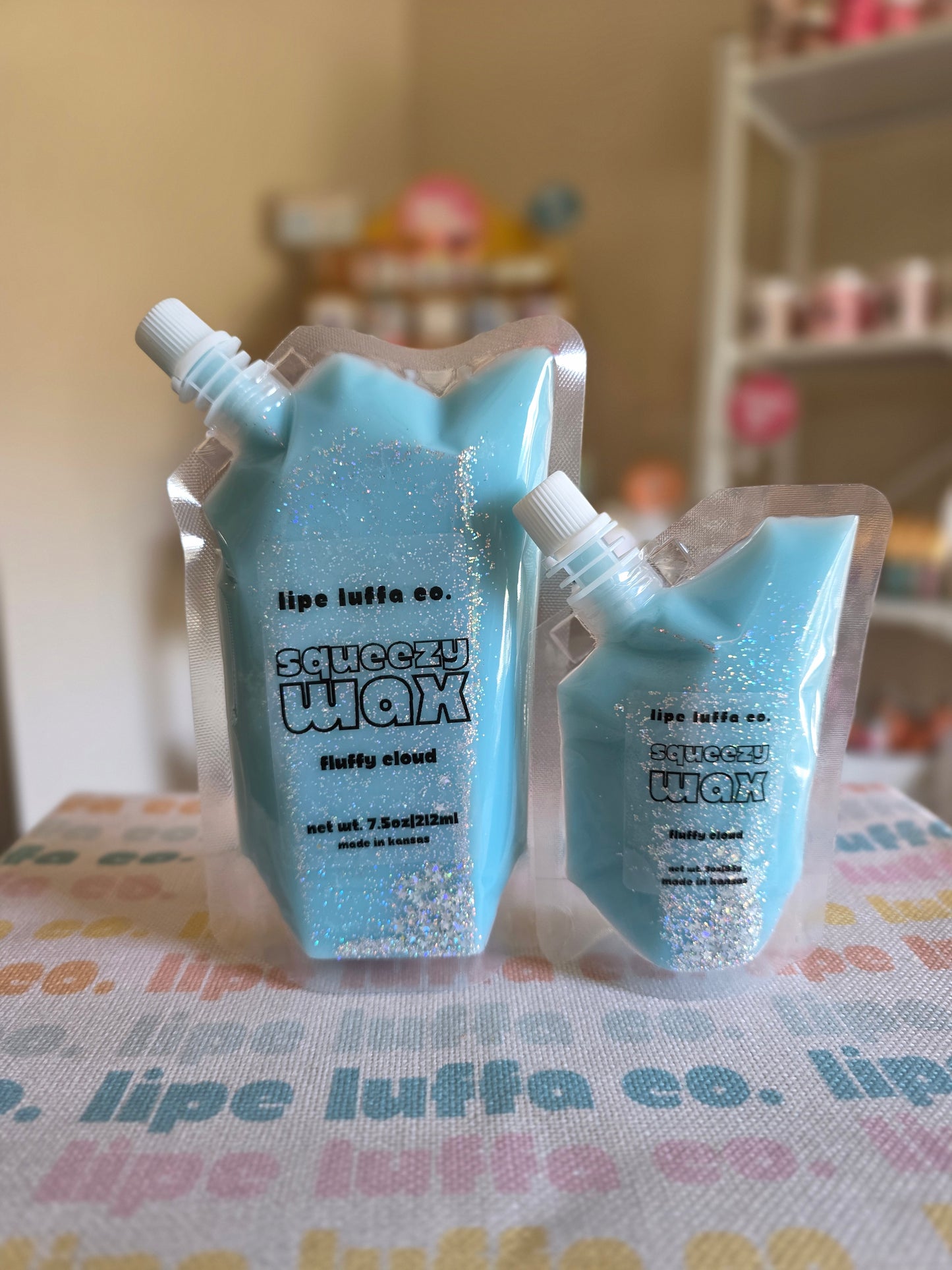 Fluffy Cloud Squeezy Wax