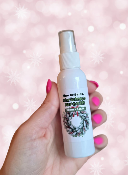 Christmas Wreath Room + Linen Spray